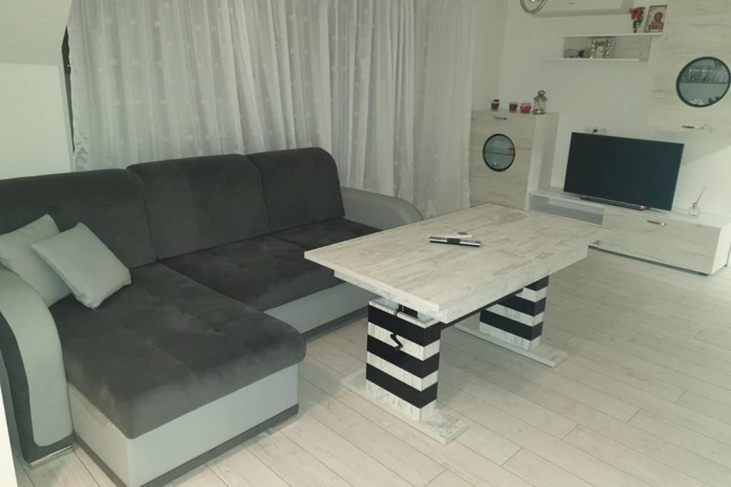 Cosy Charming Apartment Blagoevgrad Eksteriør bilde